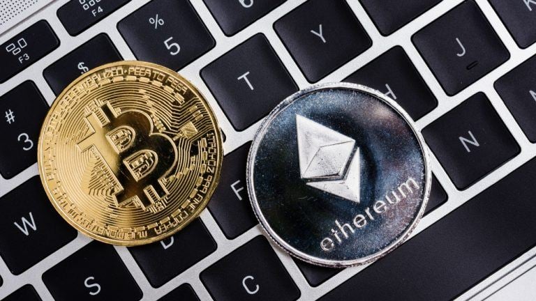 333-million-exits-bitcoin-etfs-with-record-outflow-of-465-million-for-ether-etfs-768x432-1