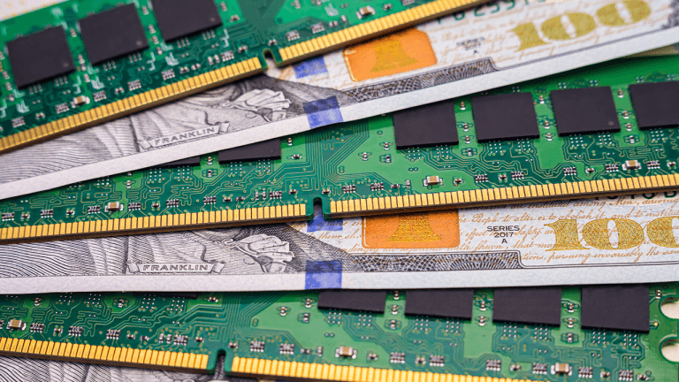 a-gamer-boosted-his-ram-with-diy-copper-pipe-heatsinks-in-45-minutes-768x432-1