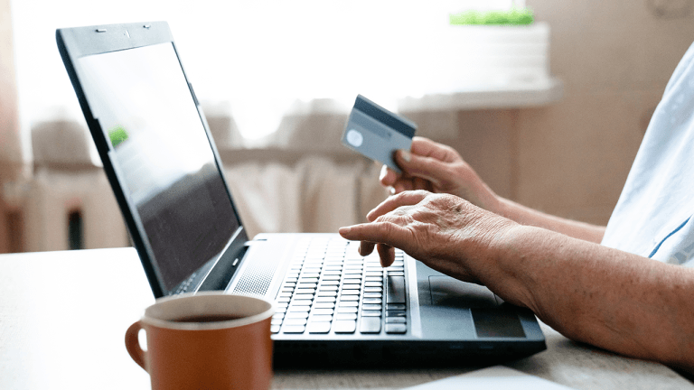 amazons-purchase-history-profiling-tagged-one-customers-body-shape-detail-768x432-1