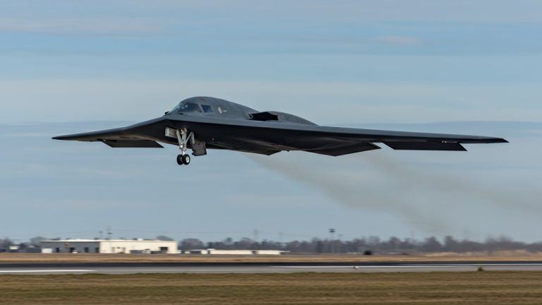 b-2-takeoff-768x432-1