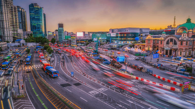 beyond-the-kimchi-premium-koreas-institutional-shift-factblock-ceo-and-korea-blockchain-week-organizer-andrew-park-768x432-1