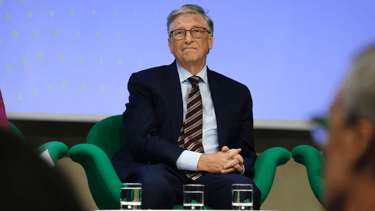 bill-gates-warns-a-fast-moving-tech-threat-needs-an-iaea-style-watchdog-768x432-1