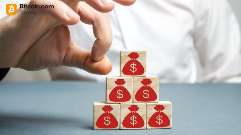 bitcoin-logs-4th-straight-outflow-day-with-189-million-exit-768x432-1