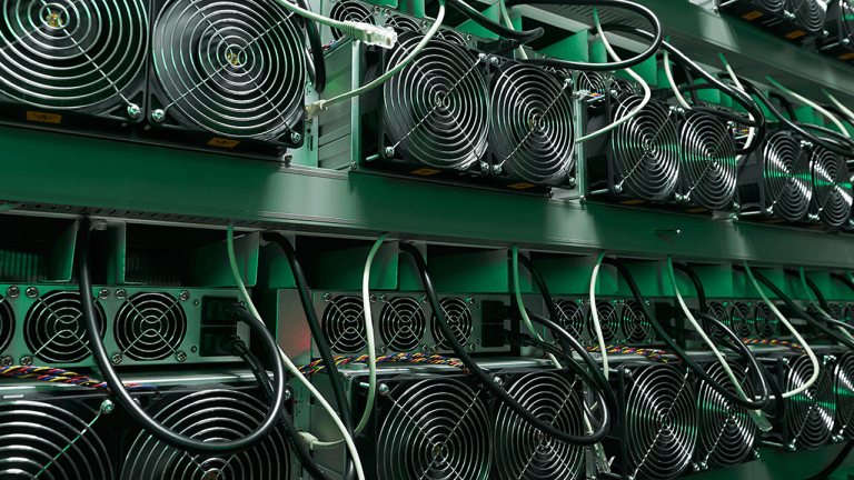 bitcoin-miners-pocket-1b-in-august-but-halving-pain-still-lingers-768x432-1