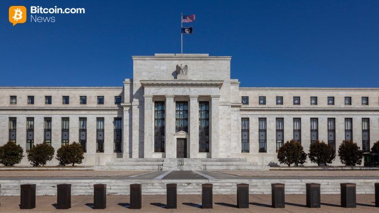 federal-reserve-scraps-2023-crypto-rules-768x432-1
