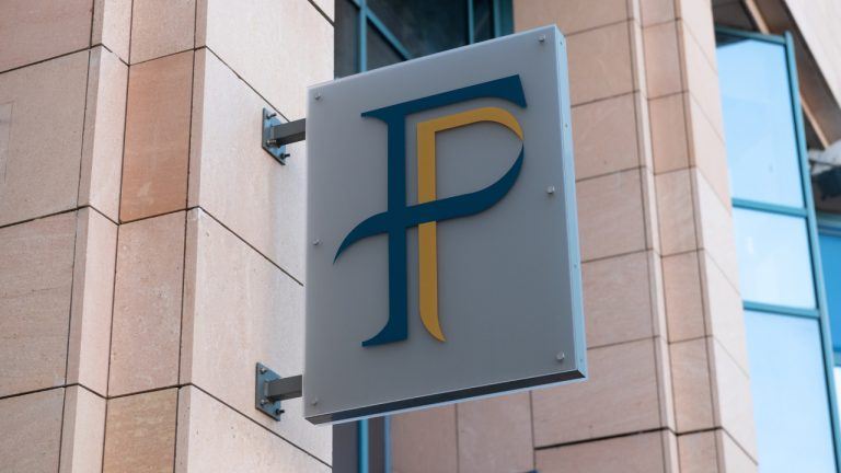 french-tax-agency-sign-768x432-1