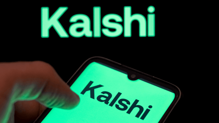 global-regulators-nfl-and-39-states-push-supreme-court-on-kalshi-case-768x432-1
