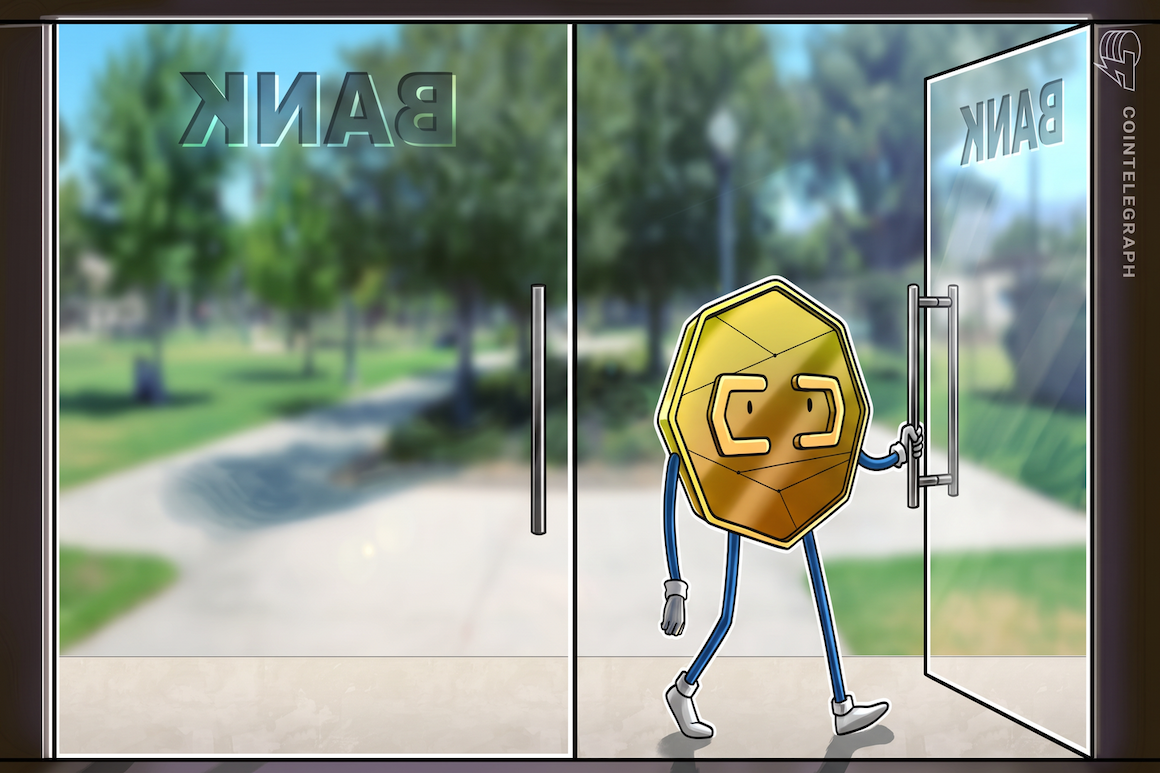 hi-coin-entering-bank