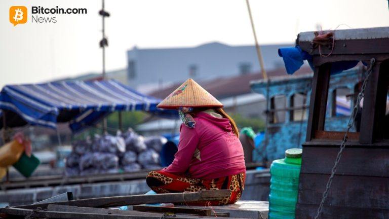 holiday-markets-keep-bitcoin-range-bound-as-liquidity-thins-768x432-1