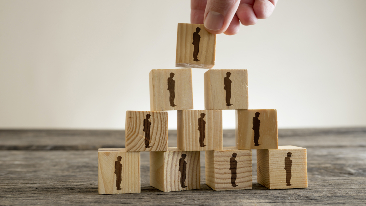 kenyan-insurance-executive-calls-cryptocurrencies-ponzi-schemes-warns-users-this-will-end-in-tears