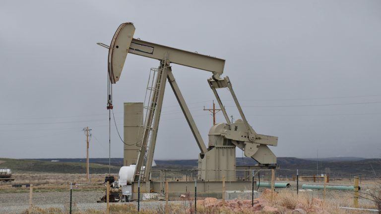 oilfieldsoilfieldsoilfields-768x432-1