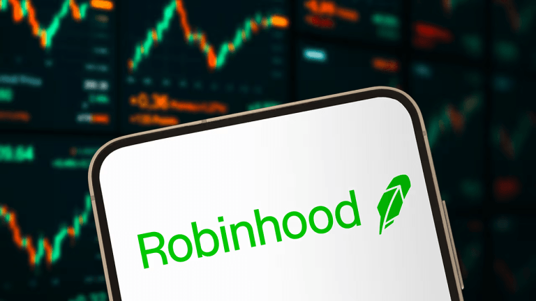 robinhood-roars-coinbase-reorgs-and-ethereum-rakes-in-1538-week-in-review-768x432-1