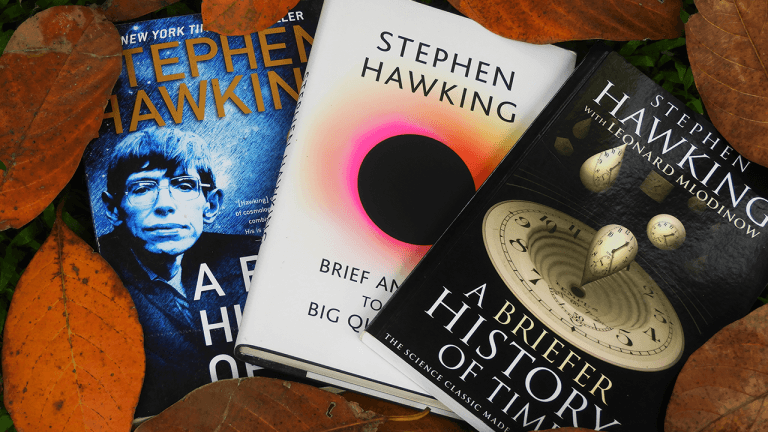 stephen-hawkings-warning-that-ai-amplifies-the-illusion-of-knowledge-768x432-1