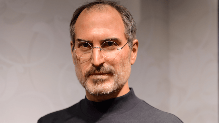 steve-jobs-didnt-become-a-billionaire-thanks-to-apple-he-got-rich-from-a-company-he-bought-from-george-lucas-768x432-1